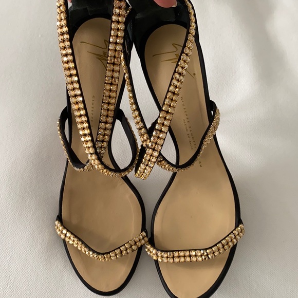 Beautiful Giuseppe Zanotti sandalssize 40 - Picture 1 of 8